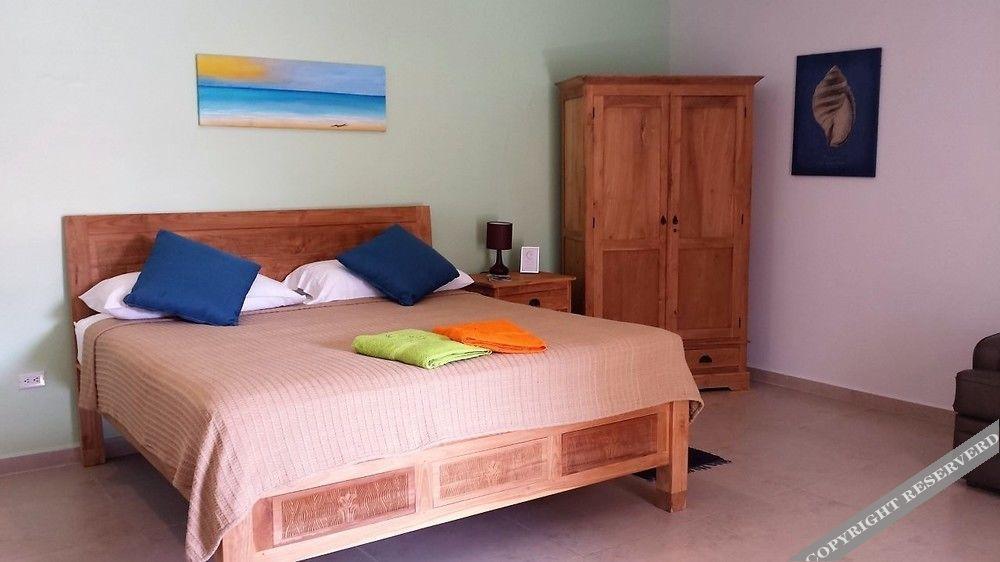 Aruba'S Bakval Suites Экстерьер фото