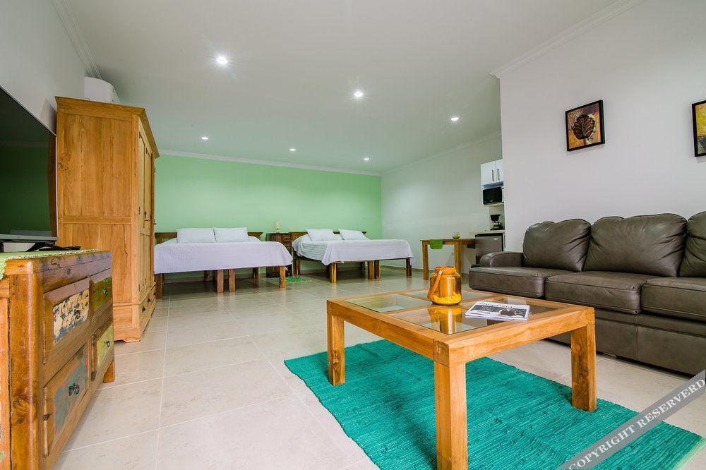 Aruba'S Bakval Suites Экстерьер фото